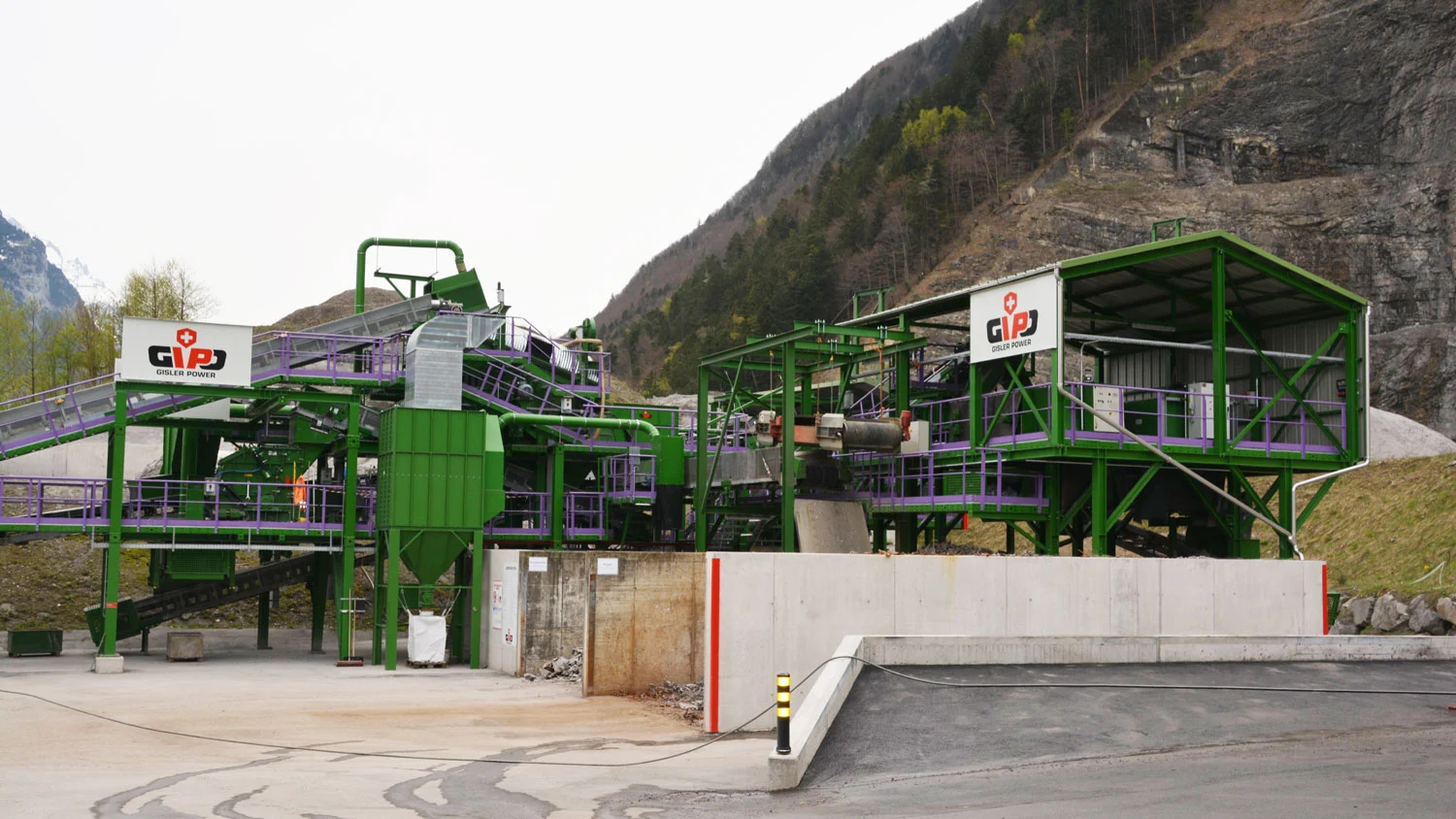 Stationäre GIPO Abfallsortierlinie auf der Entsorgungsanlage