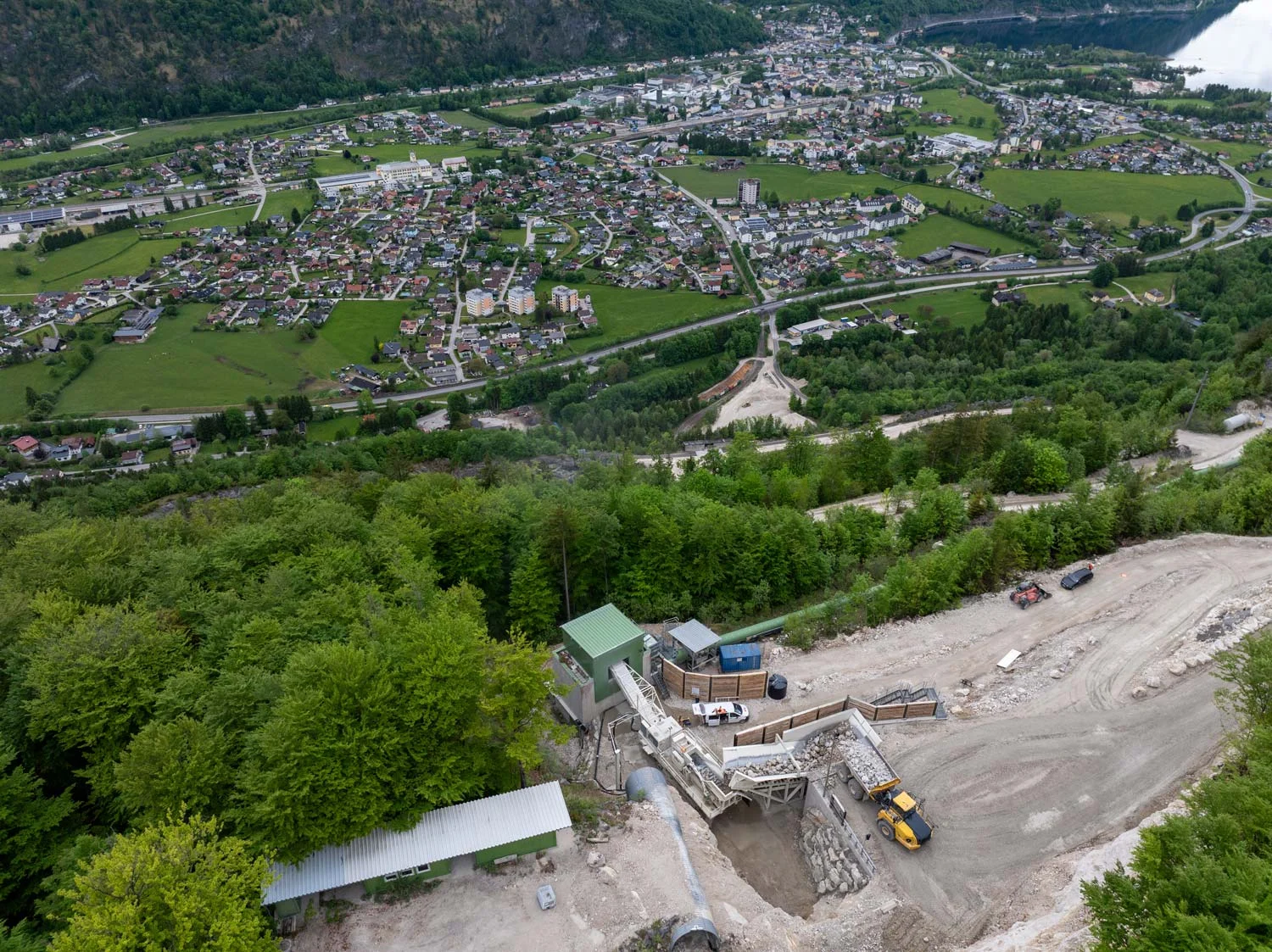 News Rohrdorfer Zement Backenbrechanlage GIPO B 1490