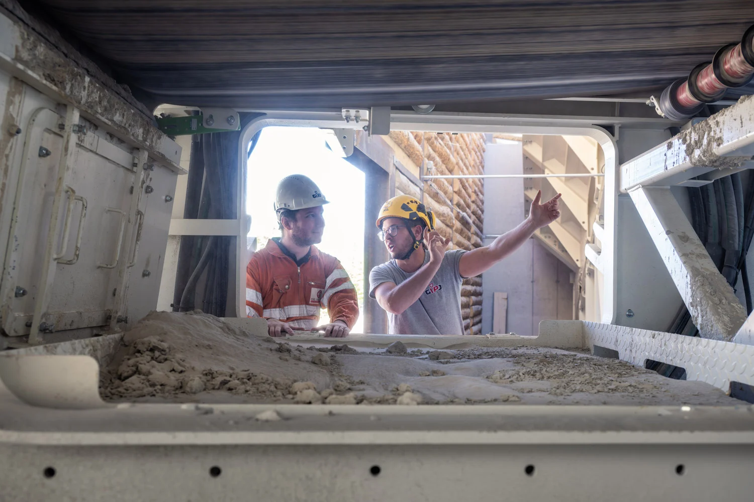 News Rohrdorfer Zement Backenbrechanlage GIPO B 1490