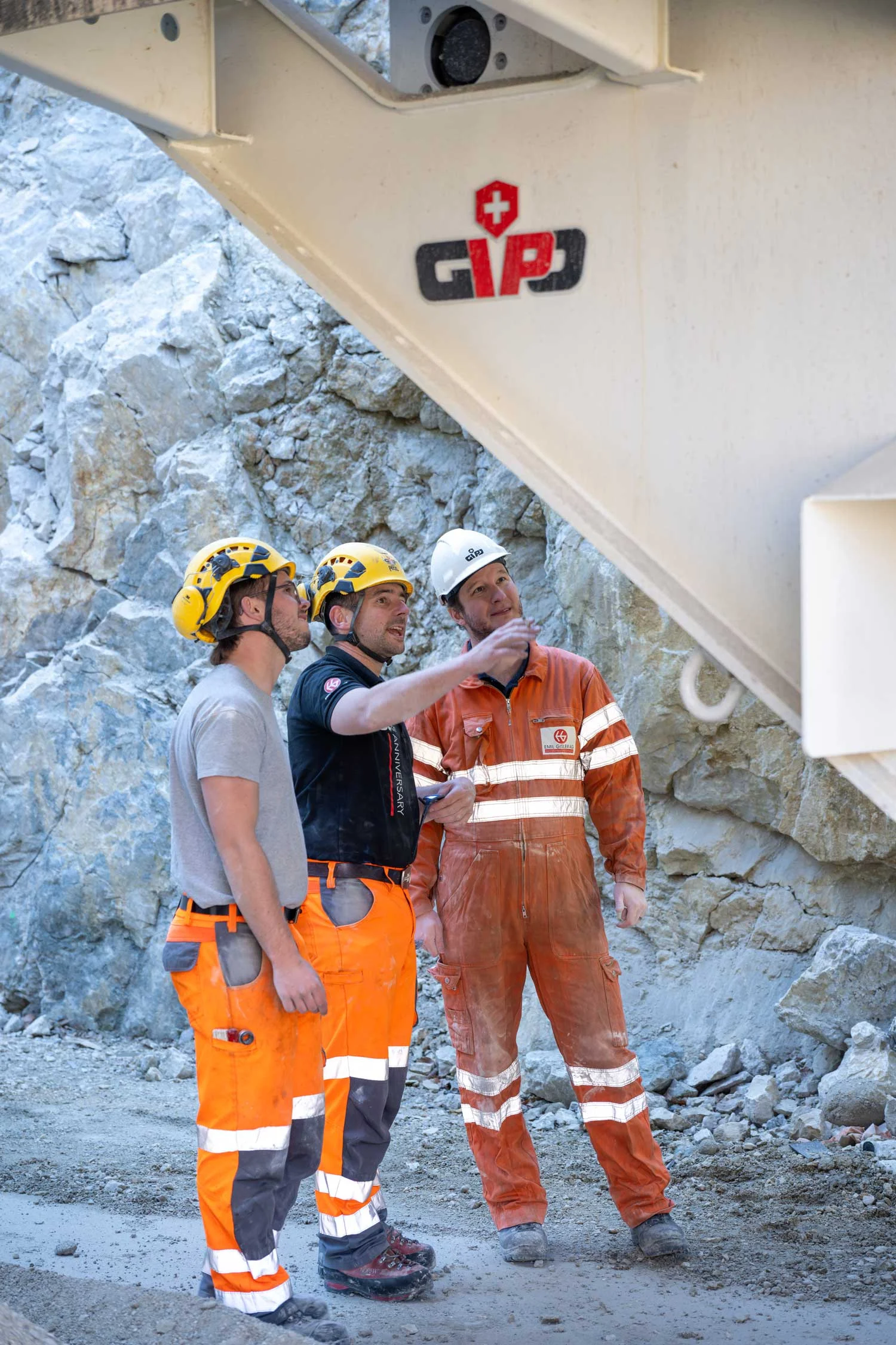 News Rohrdorfer Zement Backenbrechanlage GIPO B 1490