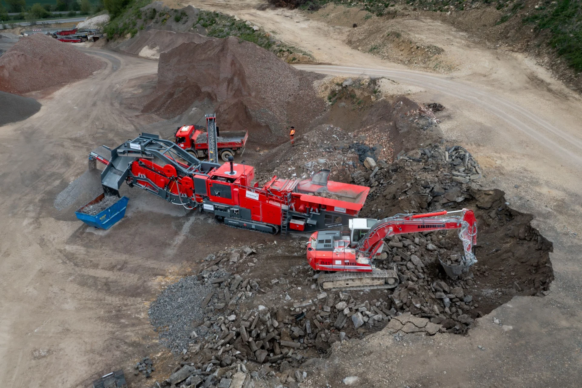 News recycling plus Klaus GIPO P 131 GIGA